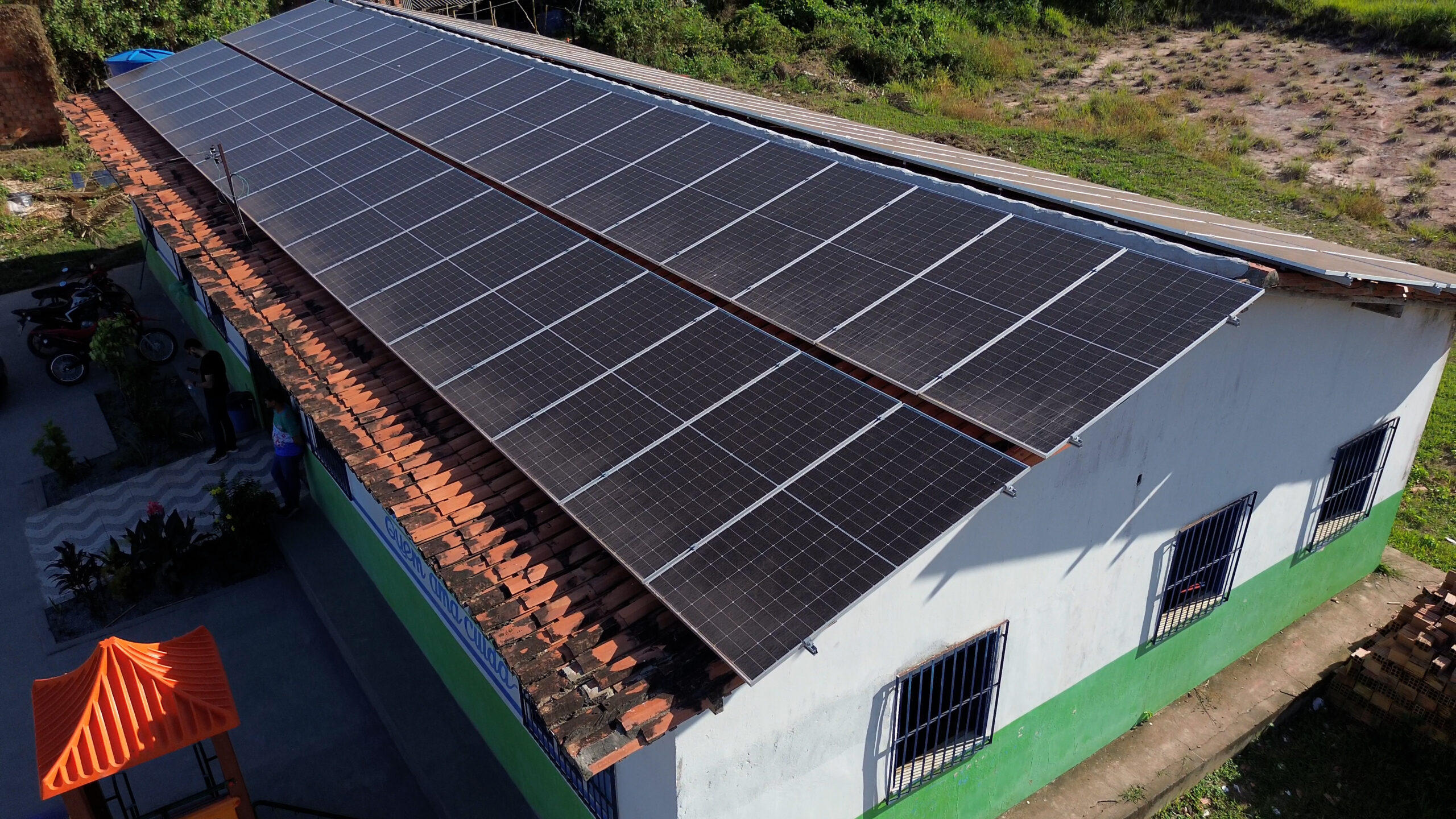 Sequência 01.00_43_35_00.Quadro270